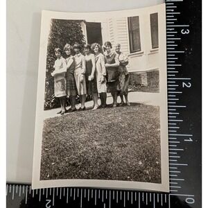 Midwestern Young Women 1920s Snapshot Photograph Flapper Fashion Americana